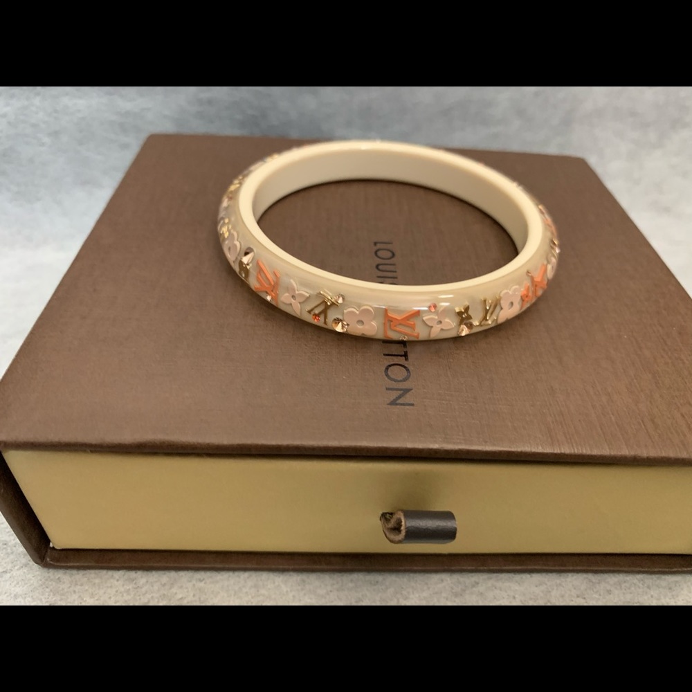LV bangle - Picture 2 of 9